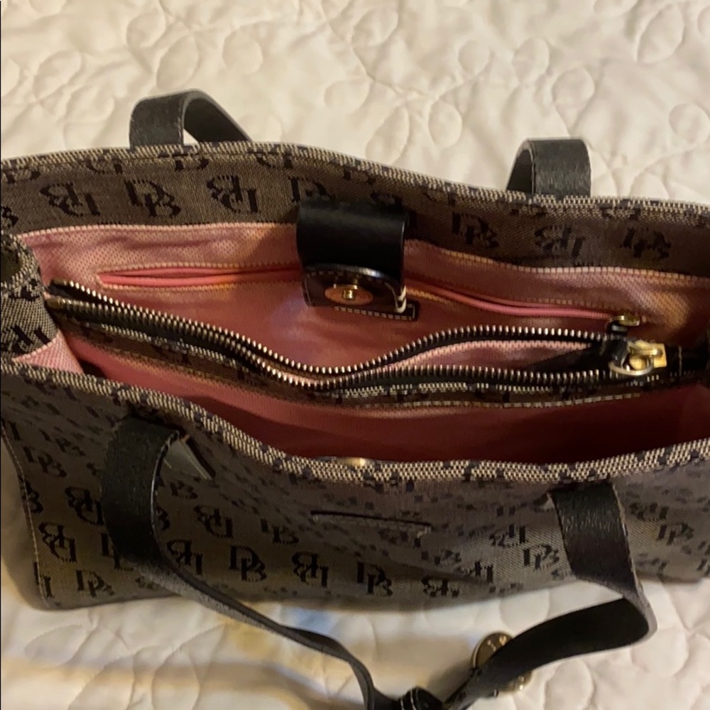 Dooney & Bourke purse - Picture 4 of 12